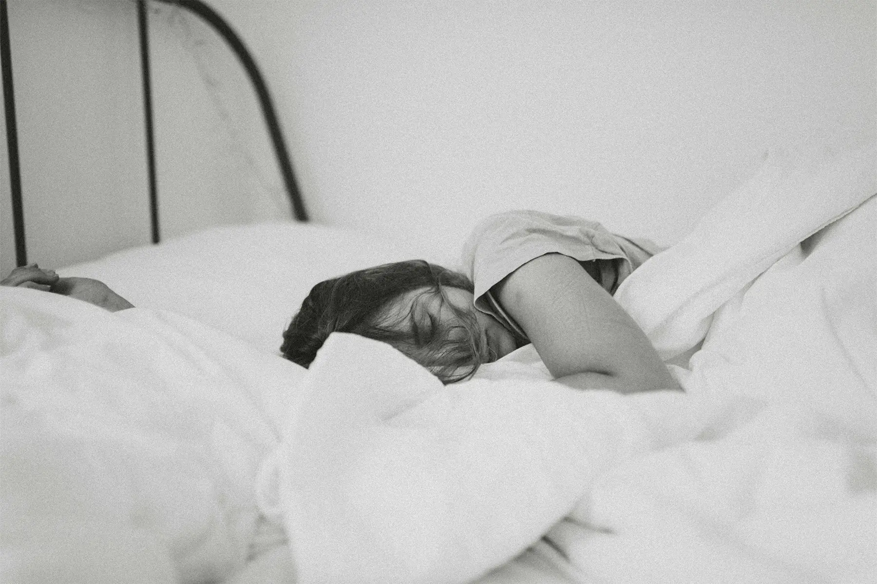 4 ways to handle a migraine hangover